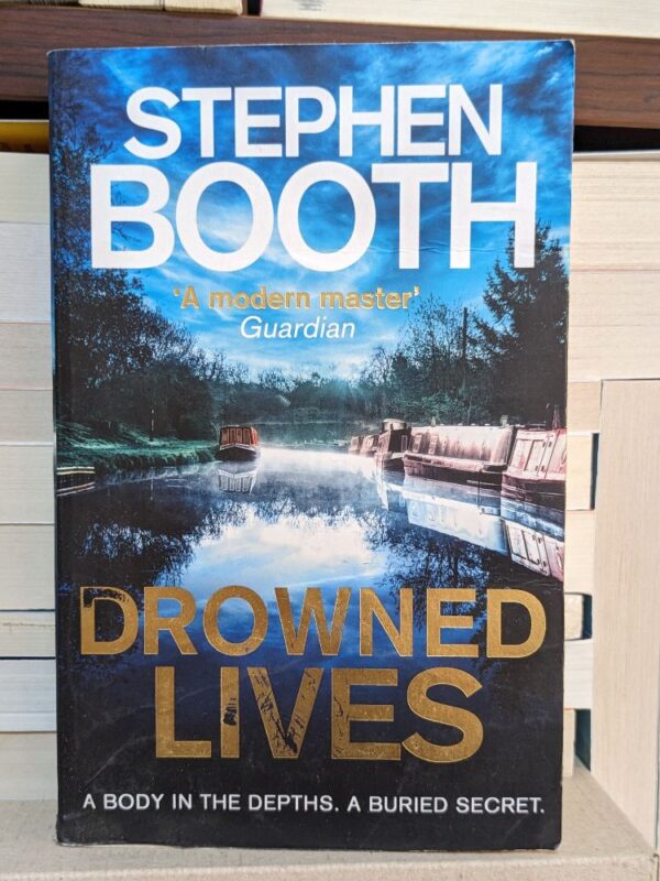 Drowned Lives By Stephen Booth