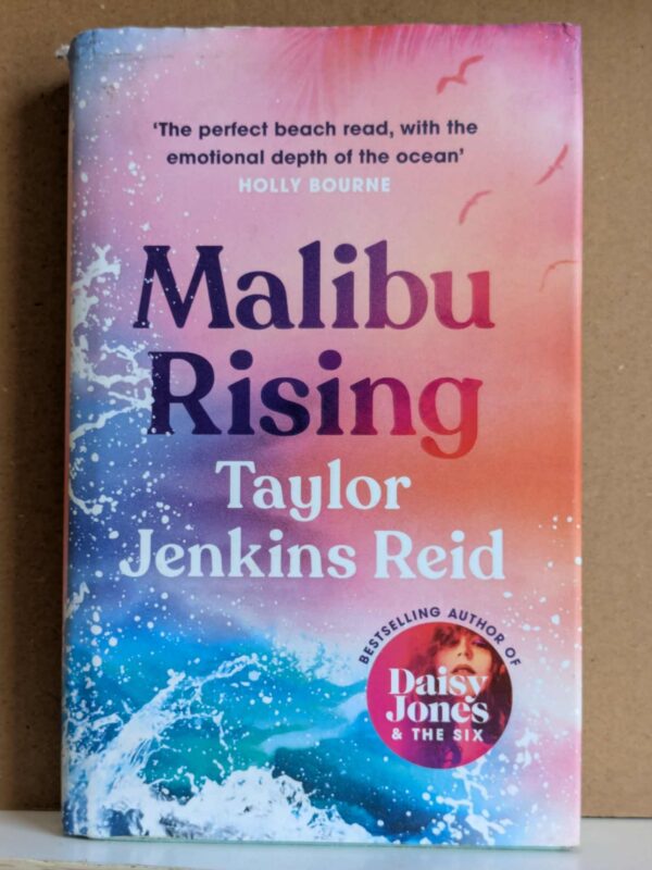 Malibu Rising By Taylor Jenkins Reid