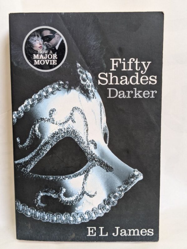 Fifty Shades Darker By James, E. L.