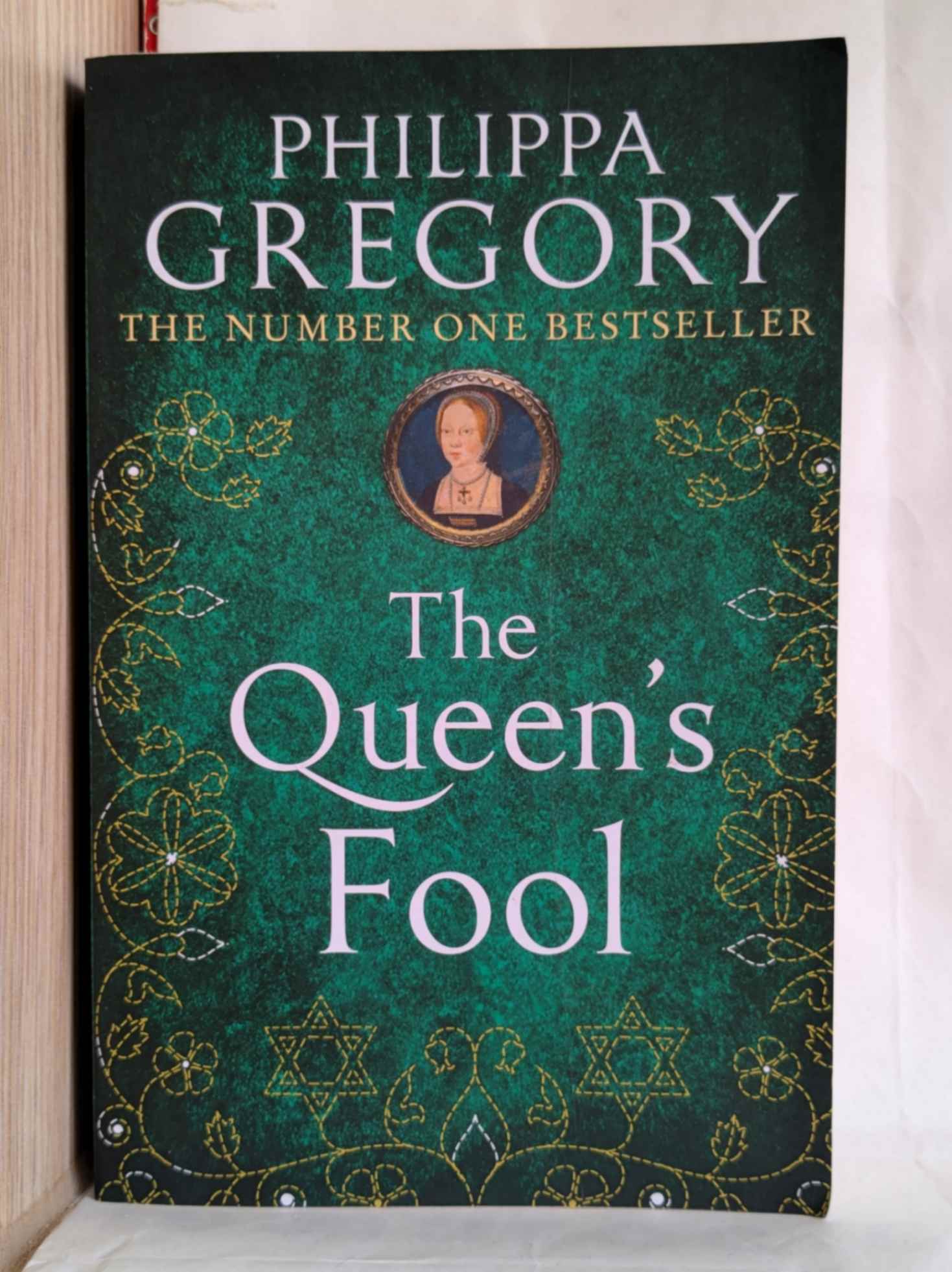 The Queen's Fool (The Plantagenet and Tudor Novels #13) by Philippa Gregory