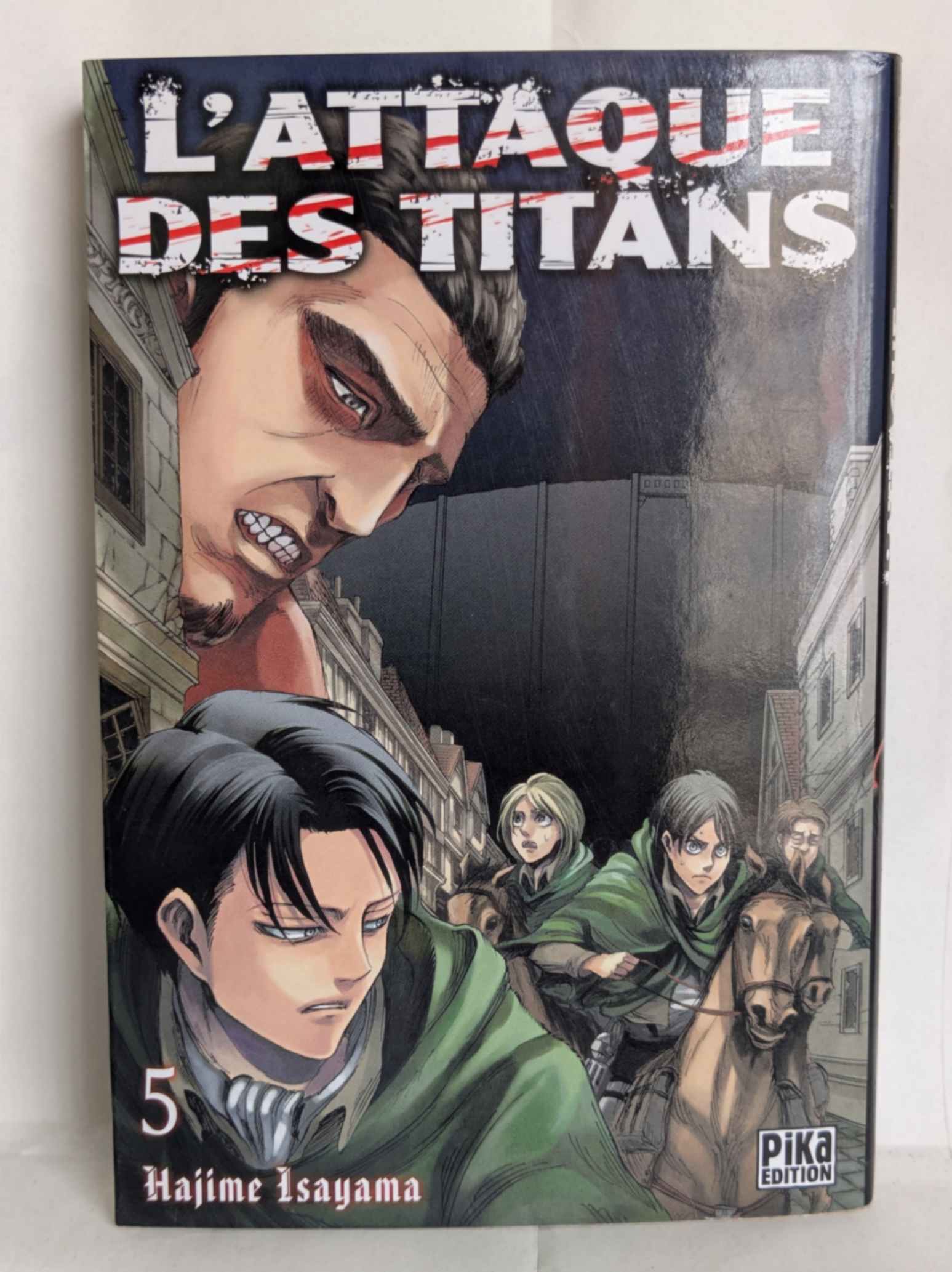 L'attaque des titans, tome 5 par Hajime Isayama