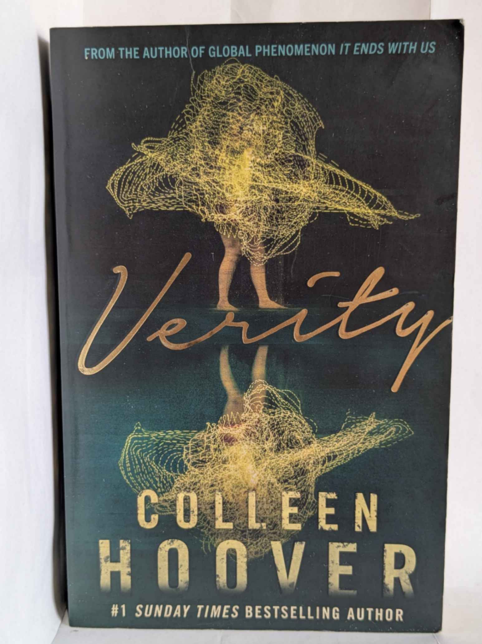 Verity By Colleen Hoover